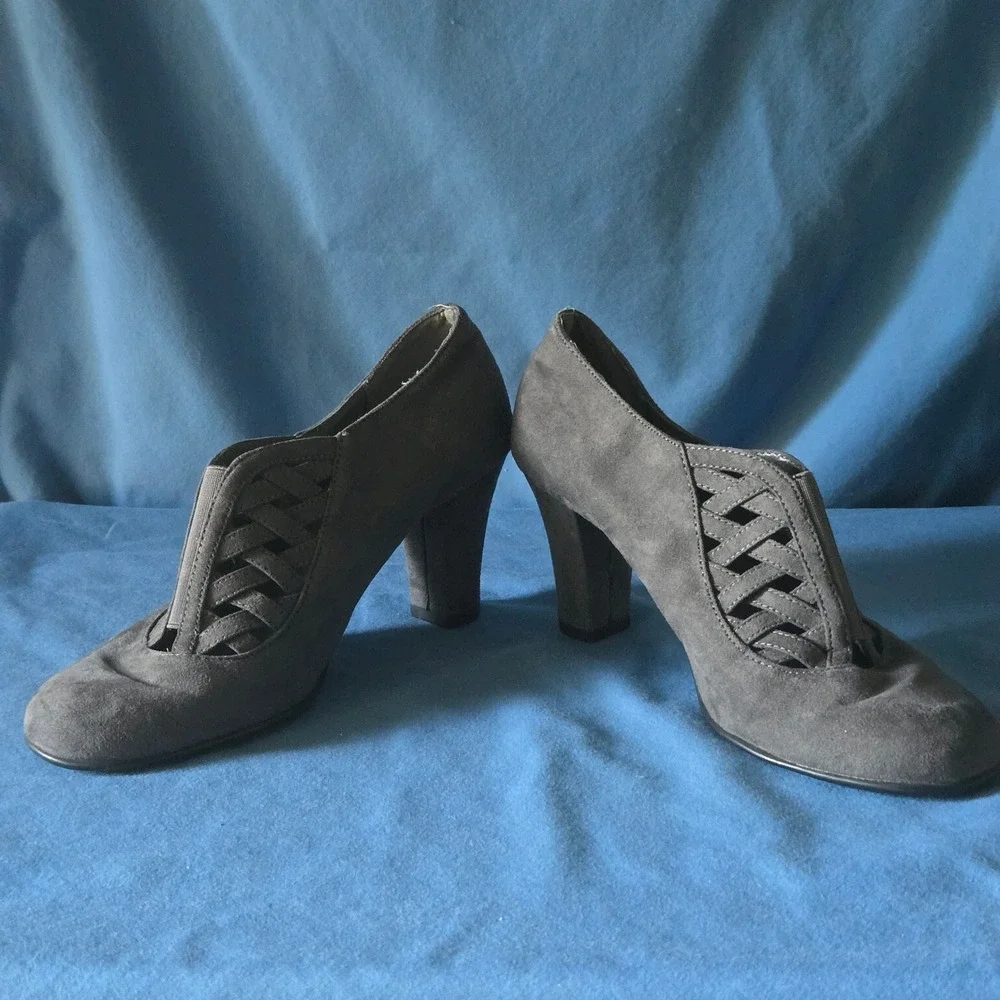 Aerosoles Whimsigoth Cage Heels Booties Gray Clubwear Going Out Party Size 8 M